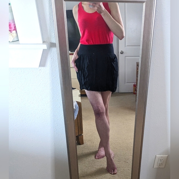 Old Navy Loose Mini Skirt Size 2 - Picture 1 of 7